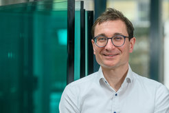 Tobias Erb erhält einen der renommierten Advanced Grants des Europäischen Forschungsrats (ERC).